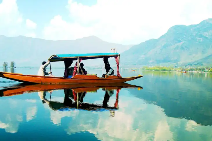 Srinagar Gulmarg Tour Package from Srinagar and Jammu